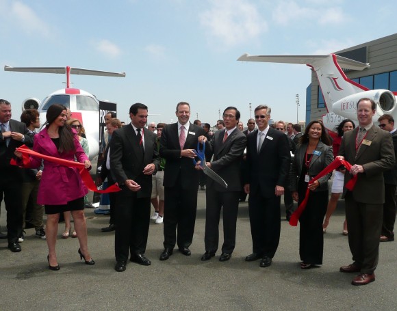 JetSuite ribbon cutting with city officials and company executives